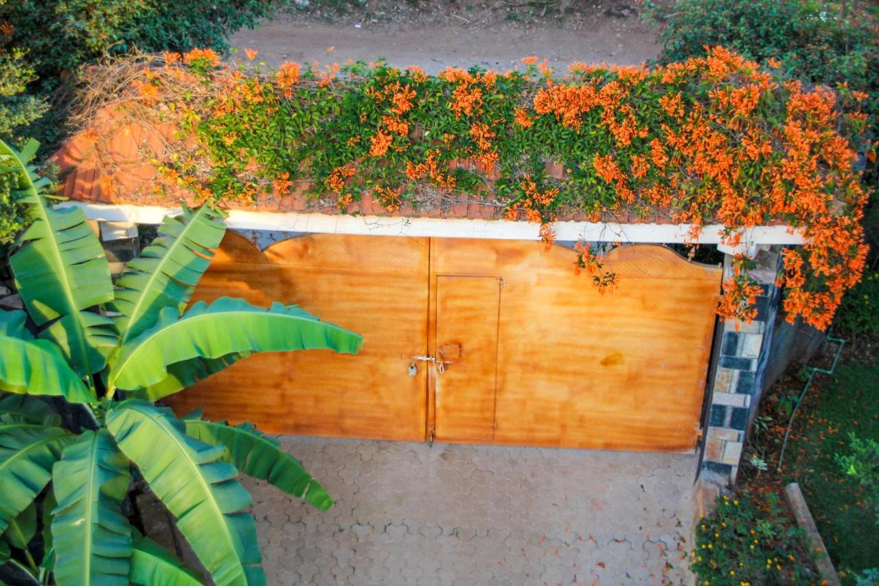 The Shoebill Nest Bed & Breakfast Kampala Exterior photo